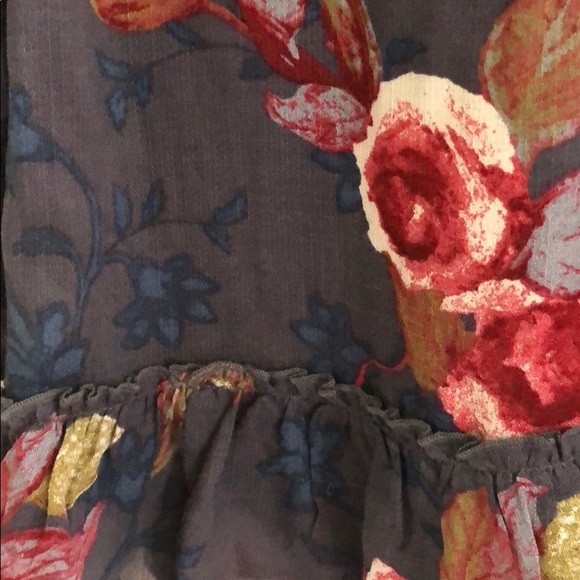 Fall Floral grey/blue, hi-low, tunic top by hinge. - Picture 3 of 5